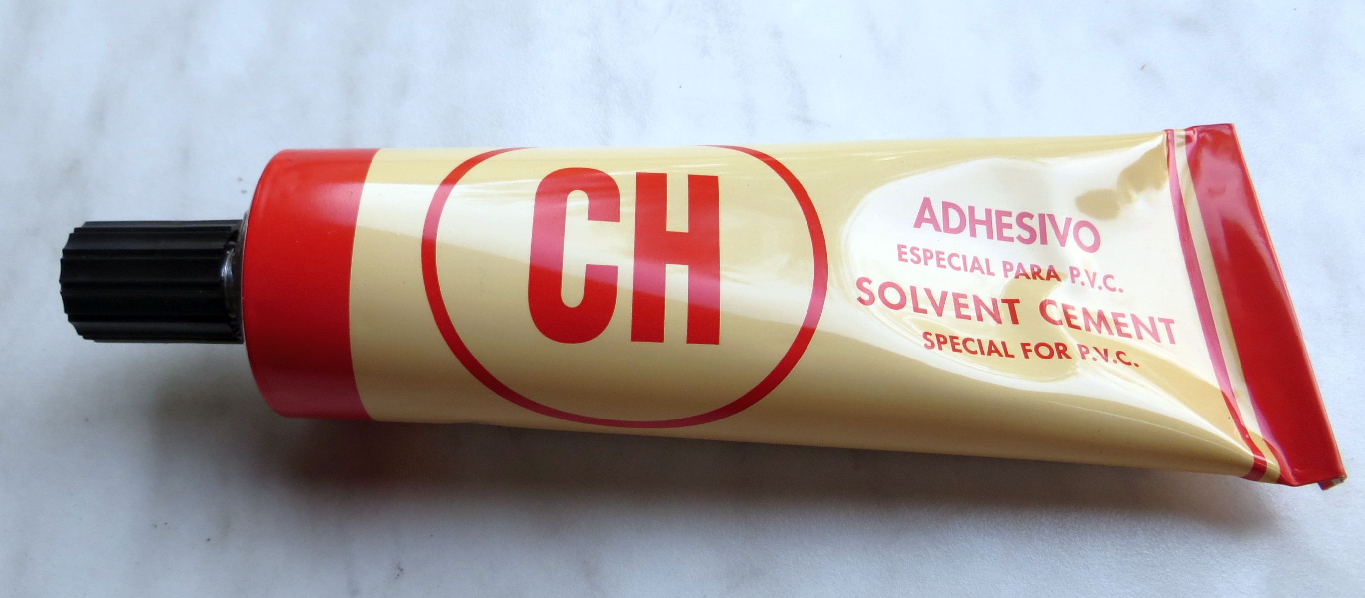 PVC-Kleber 125 g Tube PVC-Kleber 125 g Tube